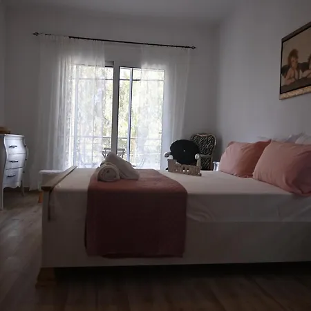 Mika's B Luxury House Near Faliraki Kalithiész
