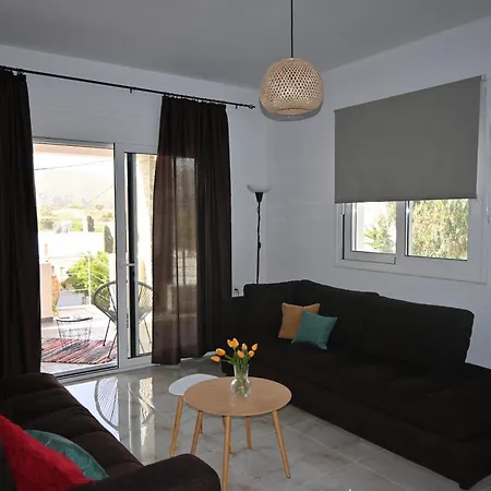 Mika's B Luxury House Near Faliraki Apartment