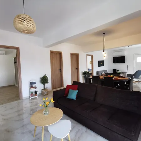 Mika's B Luxury House Near Faliraki Apartment