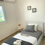Apartamento Mika's B Luxury House Near Faliraki