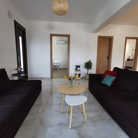 Mika's B Luxury House Near Faliraki Appartement