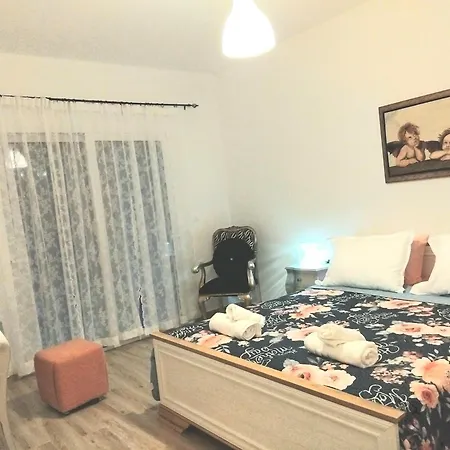 Apartamento Mika's B Luxury House Near Faliraki *