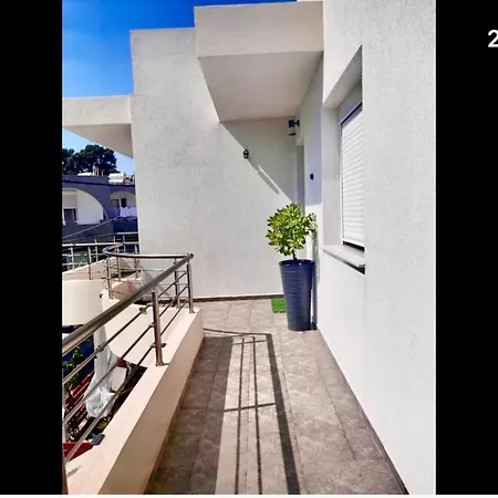 Mika's B Luxury House Near Faliraki קאליתיאס