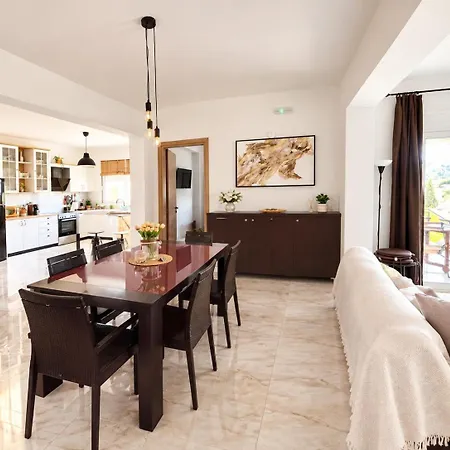 Mika's B Luxury House Near Faliraki