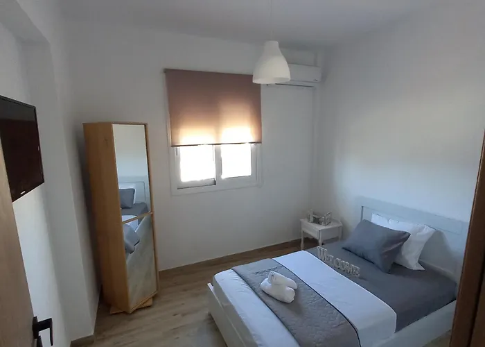 Mika's B Luxury House Near Faliraki Apartman Kalithiész