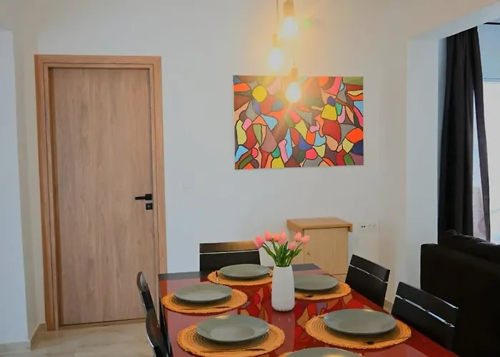 Mika's B Luxury House Near Faliraki Apartman Kalithiész