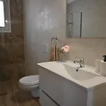 شقة Mika's B Luxury House Near Faliraki *