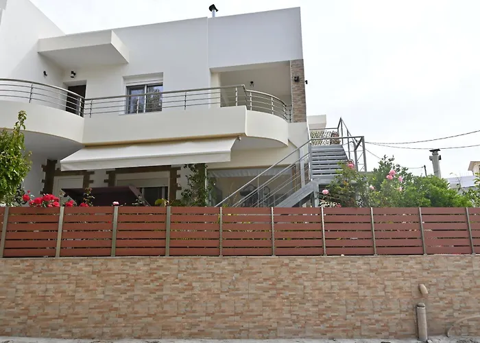 Mika's B Luxury House Near Faliraki Appartement *